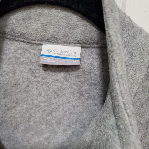 Columbia Jacket Zip Jacket - Size Medium - Picture 4 of 6